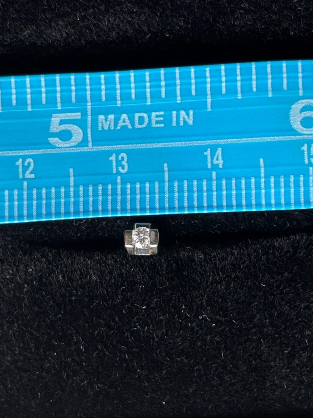 14k White Gold Diamond Stud Earrings - Picture 7 of 13